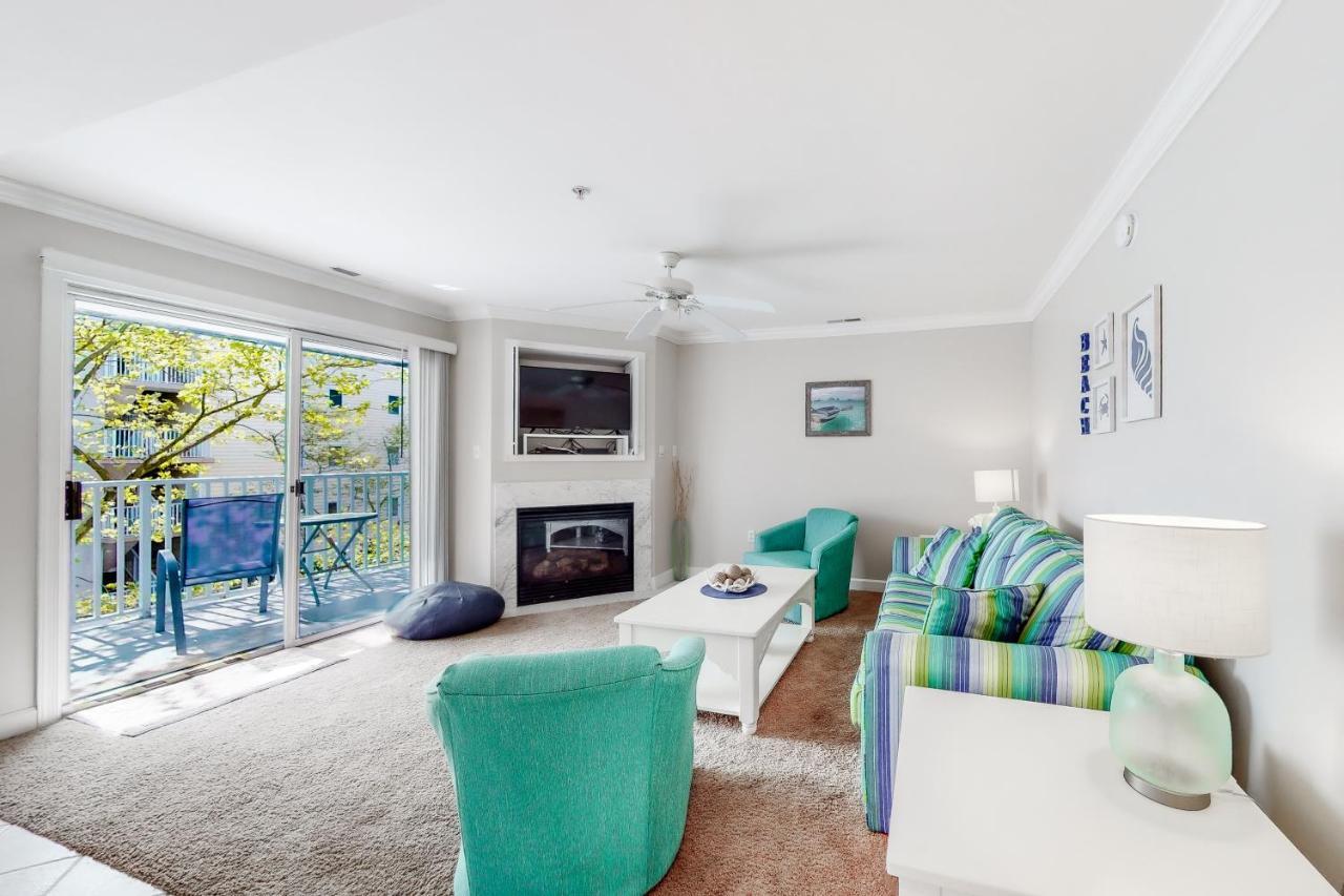 Astoria Condos Ocean City Room photo